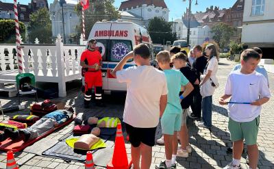 Happening z okazji Europejskiego Dnia Bez Ofiar Śmiertelnych Na Drogach w Toruniu