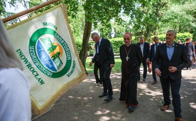 70 lat temu powstało Sanatorium Przy Tężni, któremu nadano właśnie sztandar