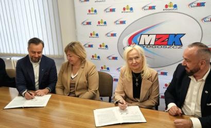 Podpisanie umowy na autobusy w Bydgoszczy 