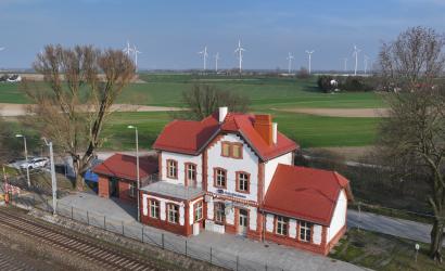 XIX-wieczny dworzec kolejowy w Kołodziejewie w powiecie inowrocławskim przeszedł gruntowny remont kosztem ponad 8 milionów złotych