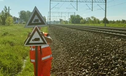 Mieszkający przy przejazdach kolejowych odetchną z ulgą. Na części z nich maszynista nie będzie trąbił
