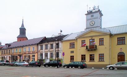 Przeciętne wynagrodzenie brutto w województwie kujawsko-pomorskim spadło o 83 zł. Najniższe przeciętne zarobki w powiecie lipnowskim, a kobiet w brodnickim