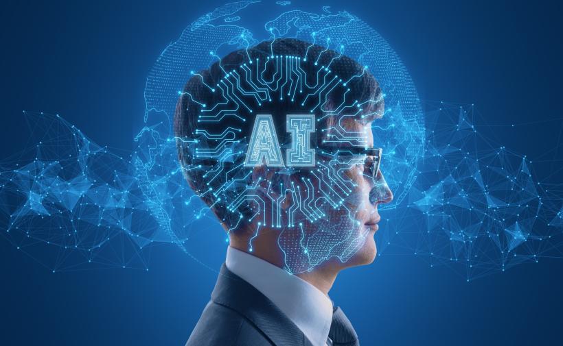 Boczny portret biznesmena w okularach i świecącego cyfrowego wielokątnego AI i hologramu globu na niebieskim tle sztuczna inteligencja metaverse i koncepcja technologii podwójna ekspozycja