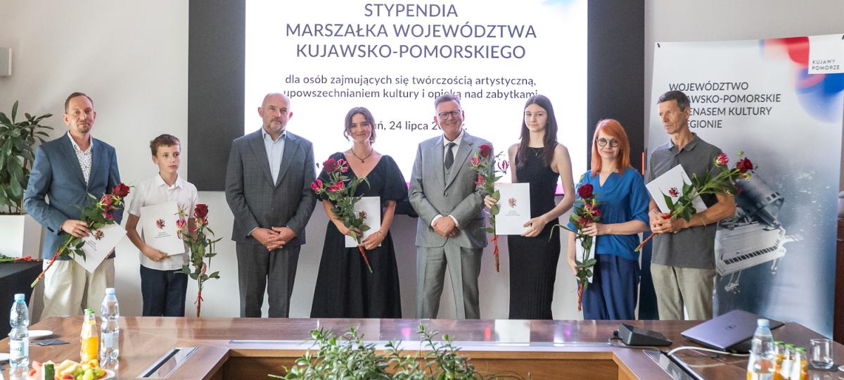Stypendia artystyczne 