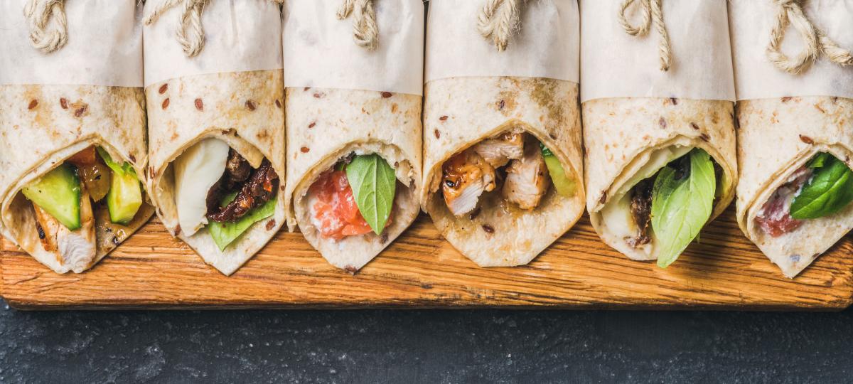 Polacy coraz częściej wybierają kebaba niż pizzę. Znamy raport "Fast Food 2023 vs 2024"