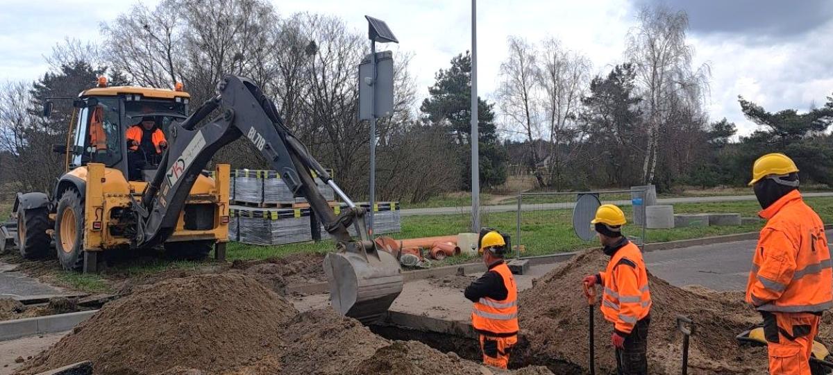 Nowe nawierzchnie, ronda, ścieżki rowerowe i zupełnie nowa trasa - na toruńskich ulicach drogowcy mają co robić
